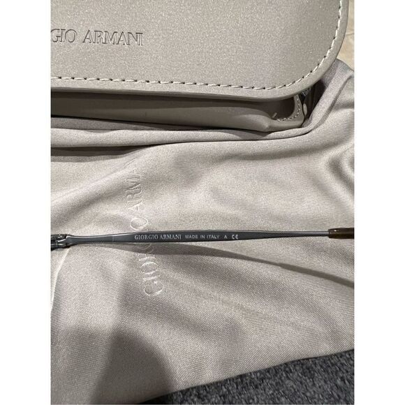 Giorgio Armani sunglasses - Picture 4 of 5